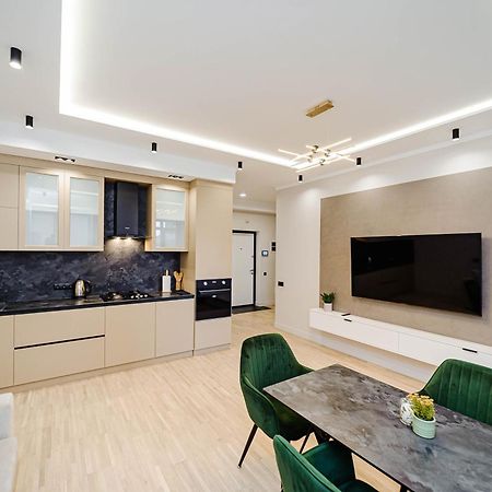 Luxury Oasis Flat Apartamento Chisinau Exterior foto