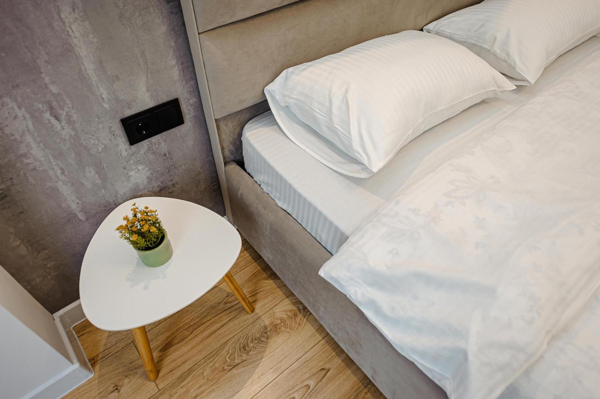 Luxury Oasis Flat Apartamento Chisinau Exterior foto